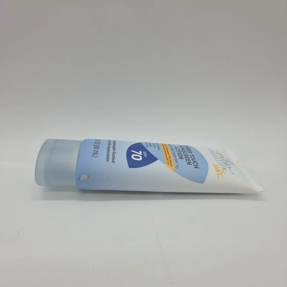 Lot 3 STUDIO SELECTION Sheer Touch Sunscreen Lotion w Broad Spectrum SPF 70 3 oz